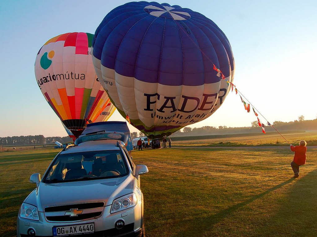 Die anderen Ballons folgen.