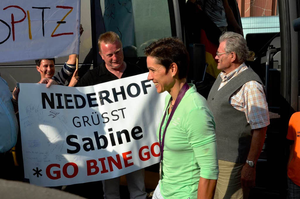 Groer Bahnhof fr Sabine Spitz