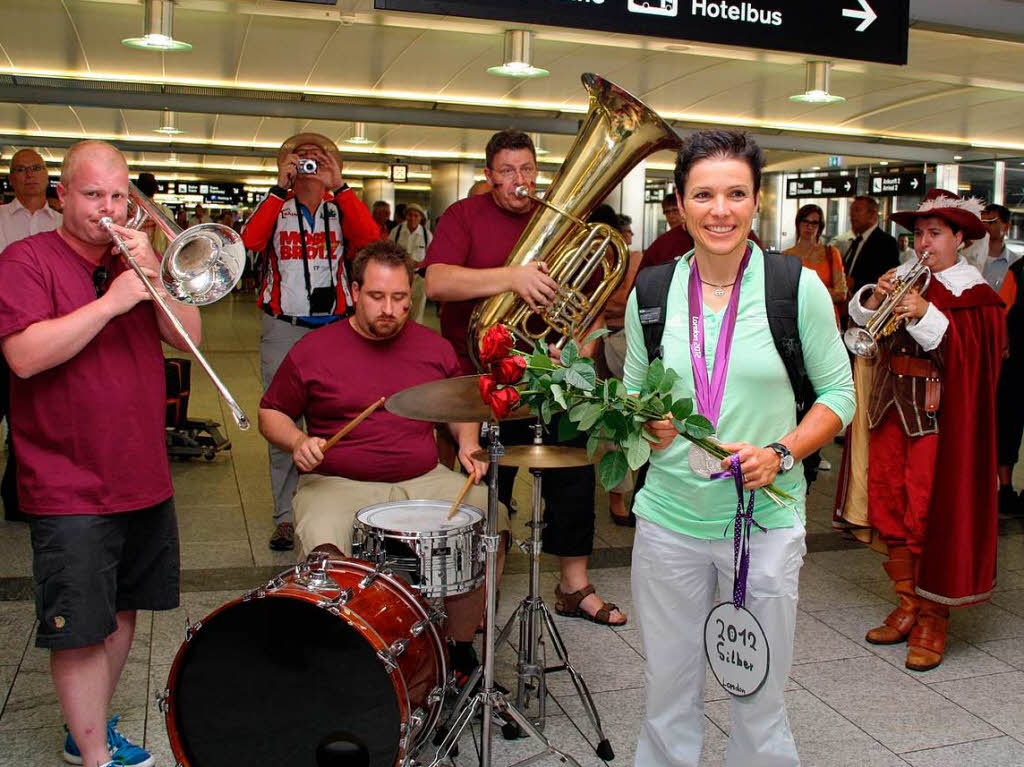Groer Bahnhof fr Sabine Spitz