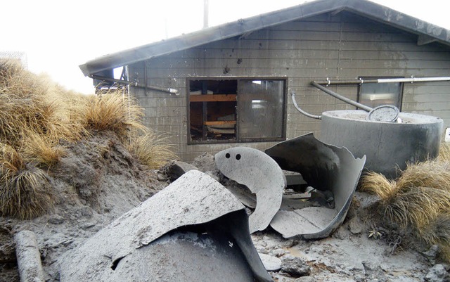 Der Gewalt des Vulkans Tongariro hatte... am 6. August nichts entgegenzusetzen.  | Foto: Dpa