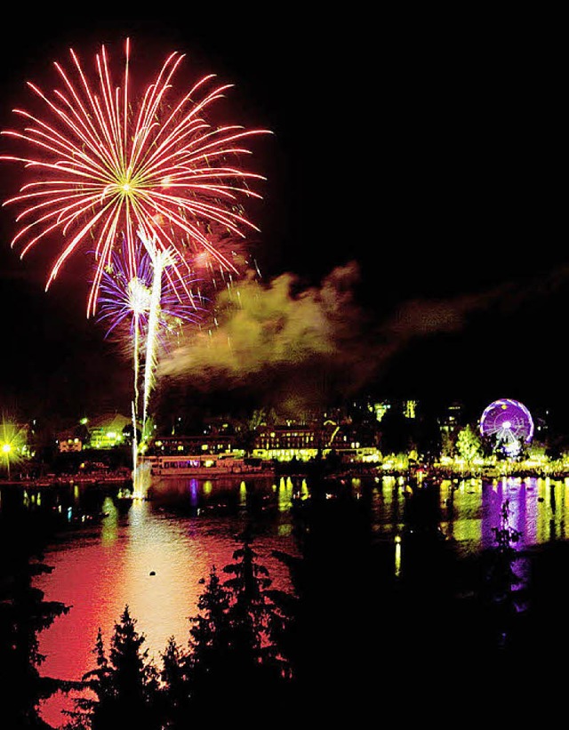 Hhepunkt: das Feuerwerk am Titisee   | Foto: Veranstalter