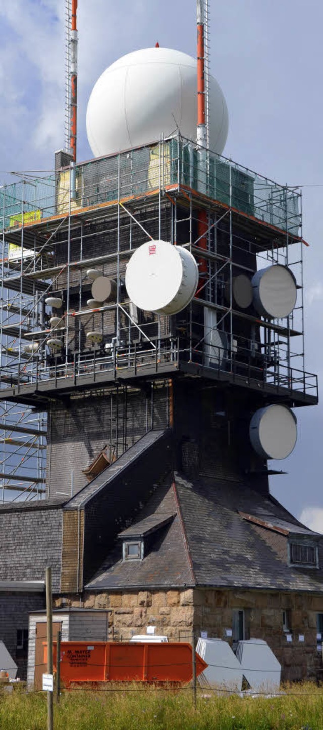 Erneuerung der Wetterradaranlage auf dem Lusenturm Feldberg  | Foto: Ralf Morys