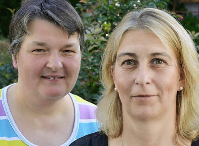 Ulrike Weiensee-Maisl (rechts) ist al...nd damit dienstlteste Mitarbeiterin.   | Foto: Christiane Weishaupt