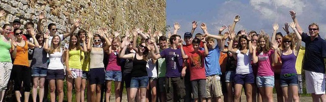 Die Nachwuchsmusiker auf  der Burgruine Staufen   | Foto: ZVG