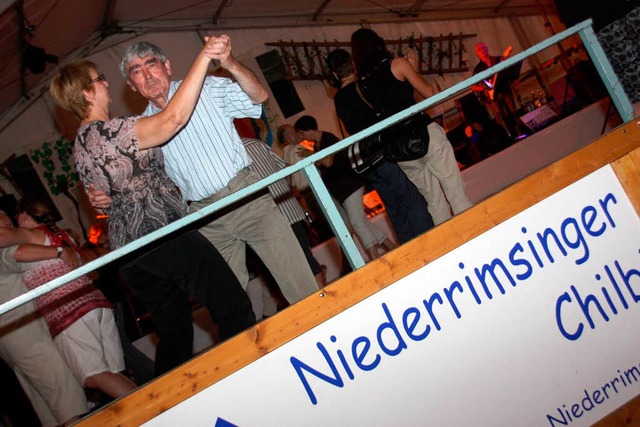 Zahlreiche Gste feierten am Samstag b...Chilbi in Niederrimsingen im Festzelt.  | Foto: Christine Aniol