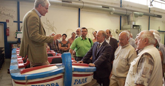 Mack Rides-Geschftsfhrer Christian v...geordnete Alois Schtzle aus Kollnau.   | Foto: Rebekka Sommer