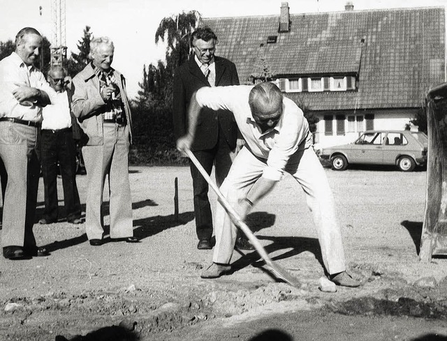 Das grte Projekt, das  aus den Wunsc...ller (links) den ersten Spatenstich.   | Foto: T. Winckelmann