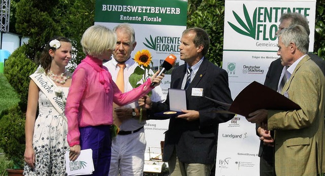 Die Goldmedaille ist sicher. OB Klaus ...nationalen Wettbewerb engagieren wird.  | Foto: Theodor Weber