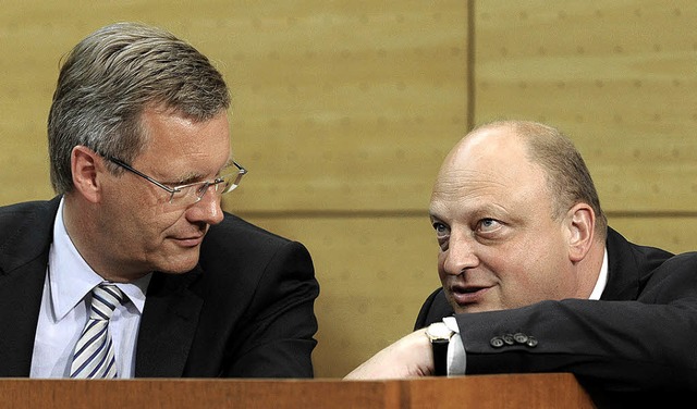 Ein Bild aus besseren Zeiten: Wulff und Glaeseker im Jahr 2010   | Foto: dpa