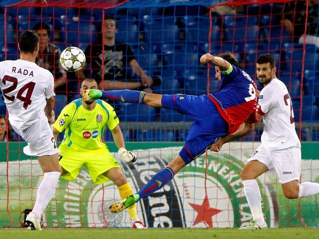 Da war noch alles gut fr den FC Basel...gen Cluj, verlor am Ende aber mit 1:2.  | Foto: dpa