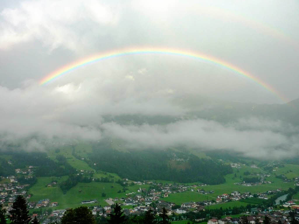 Regenbogen ber dem ZillertalFoto: Peter Scholz, Mahlberg