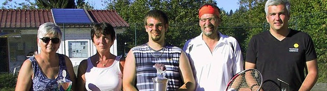 Die Vereinsmeister 2012 beim Tennisclu...s fehlen Sarah May und Bernd Kessler).  | Foto: Privat