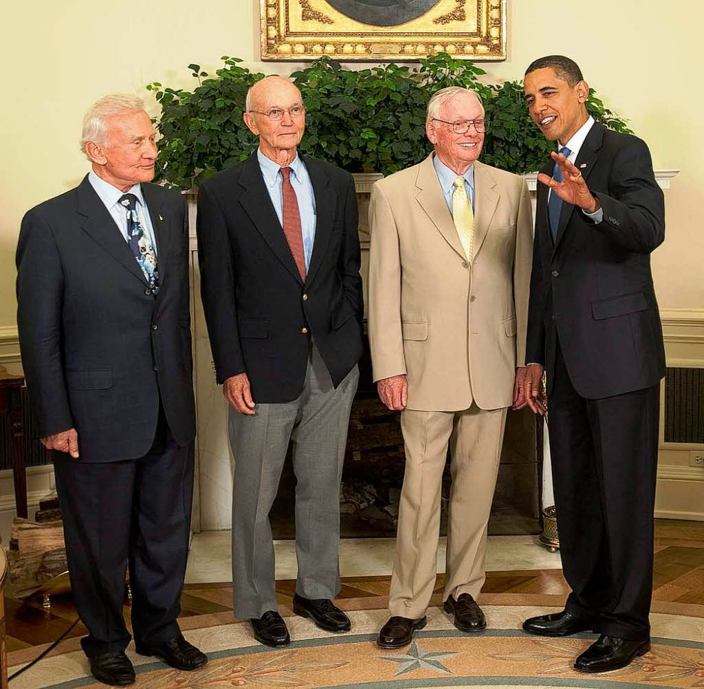 20. Juli 2009: US-Prsident Barack Obama und die Helden der Apollo-11-Mission (von links): Buzz Aldrin, Michael Collins und  Neil Armstrong.