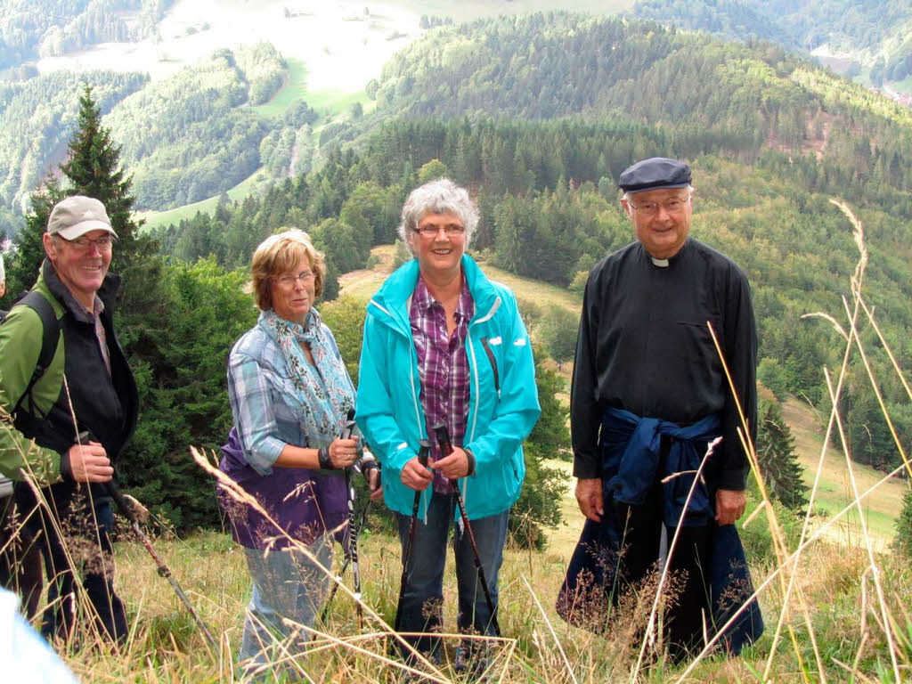 Berggottesdienst und Wanderung mit Freiburgs Erzbischof Robert Zollitsch auf dem Belchen.