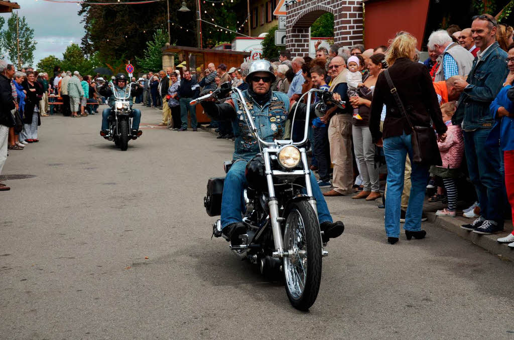 Impressionen vom Weinfest in Wolfenweiler<?ZP?>
