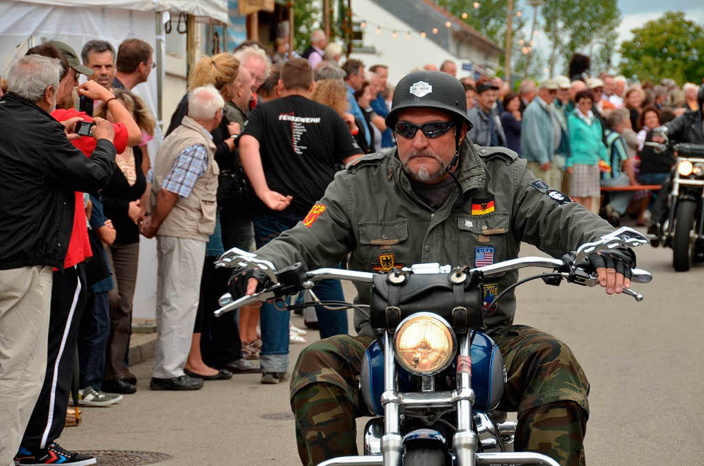 Impressionen vom Weinfest in Wolfenweiler<?ZP?>
