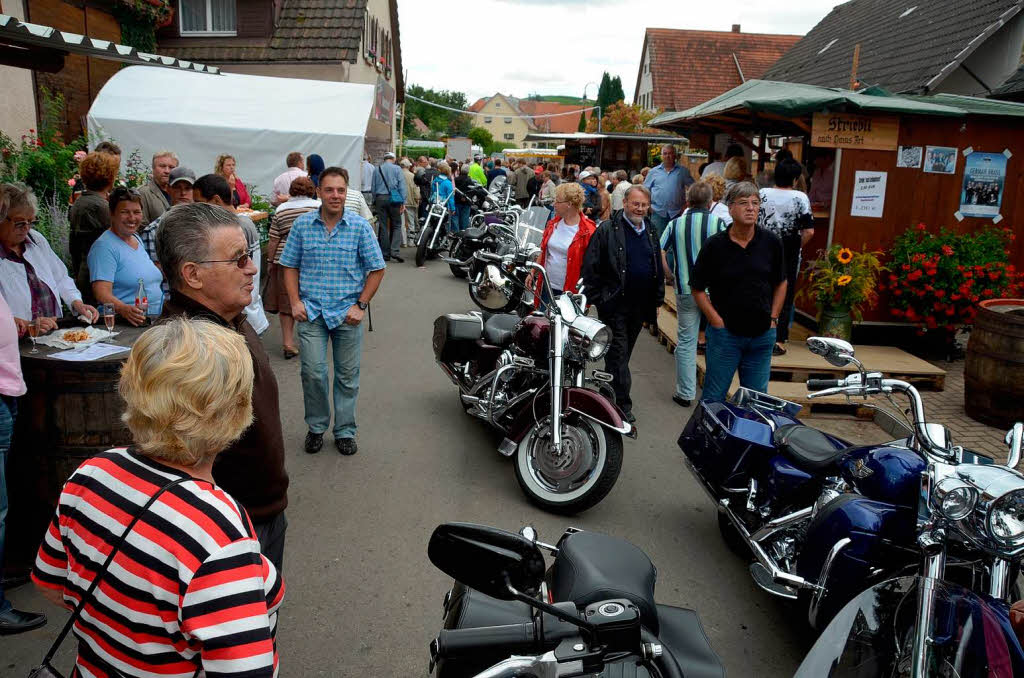 Impressionen vom Weinfest in Wolfenweiler<?ZP?>
