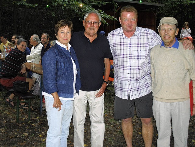 Verdiente Genossen: Ursula und Heinz W...rtei sogar bereits seit 50 Jahren an.   | Foto: SEDLAK