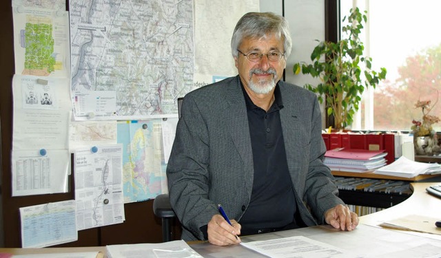 Seit 30 Jahren Mitarbeiter des Landratsamtes: Franz Seiser   | Foto: hubert Rderer