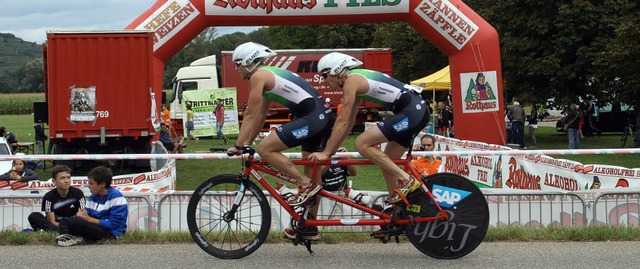 Zum ersten Mal am Start: Para-Triathleten  | Foto: Elisabeth Jakob-Klblin