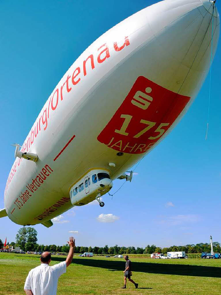 Impressionen vom Zeppelin-Flug bers Offenburger Rebland