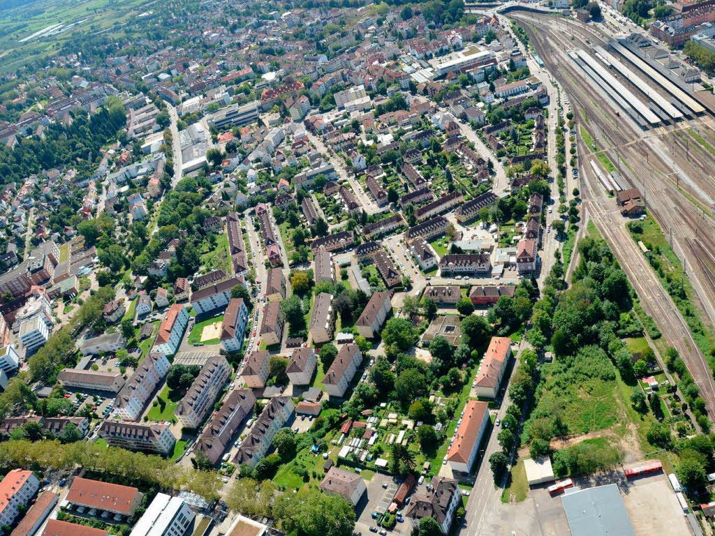 Bahnhof und Galgenfeld