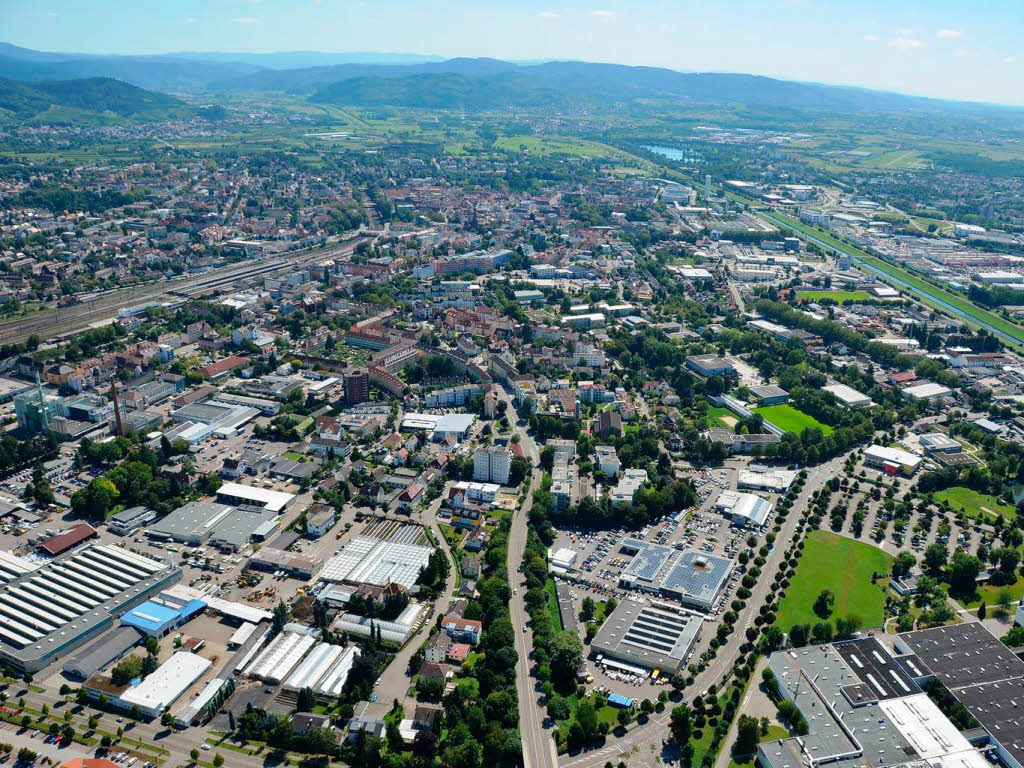 Impressionen vom Zeppelin-Flug bers Offenburger Rebland