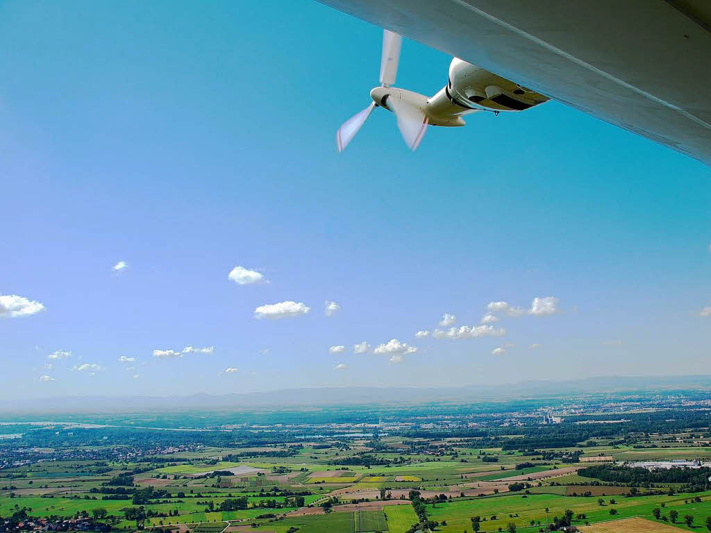 Impressionen vom Zeppelin-Flug bers Offenburger Rebland