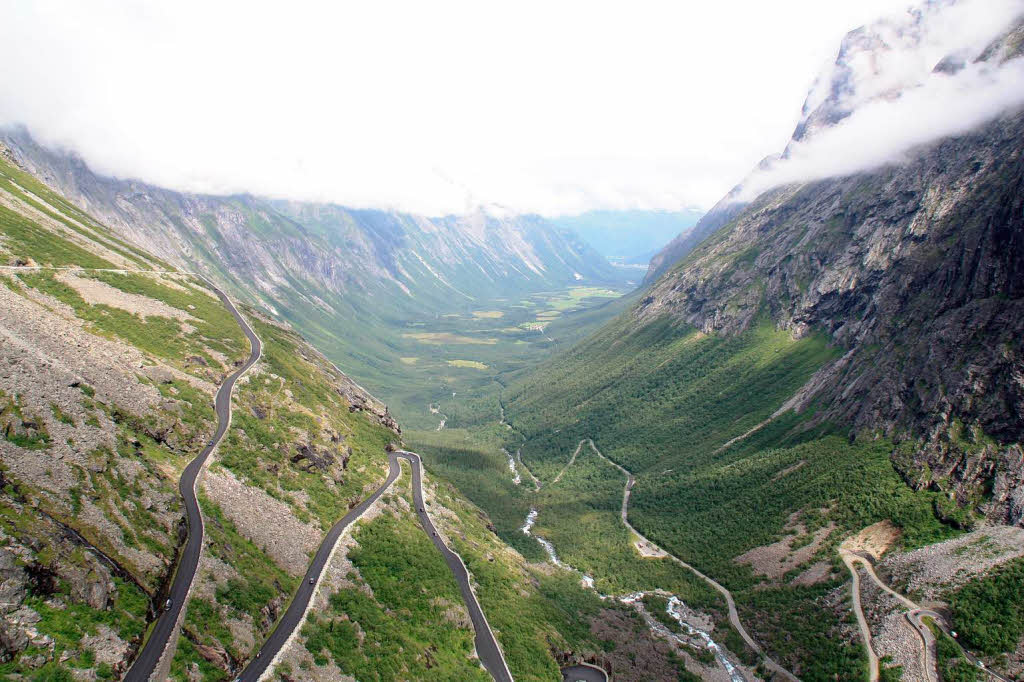 Trollstigen in der Nhe des Geirangerfjords, NorwegenFoto: Gerhard Gietz, Lahr-Kuhbach