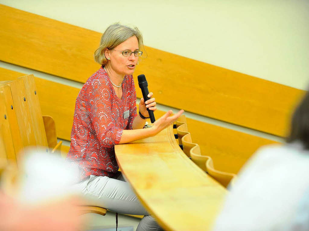 Klinikluft, Forschung, Heilungschancen.... viele Eindrcke fr die rund 70 Besucher