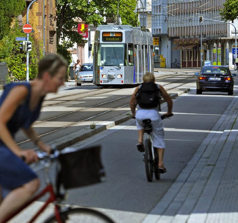 Gedrnge auf der Basler Strae.  | Foto: Bamberger