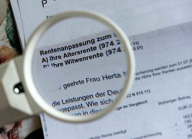 Rentnern, die whrend des Berufslebens...ozialamt, sagt das Arbeitsministerium.  | Foto: dpa