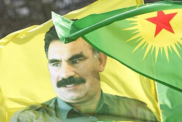 Rangeleien bei kurdischem Protestmarsch