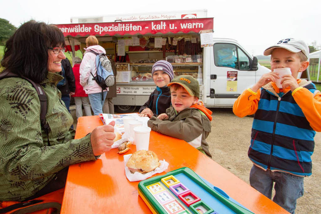 Wurstspzialitten der Metzgerei Boll aus dem Hotenwald kamen gut an