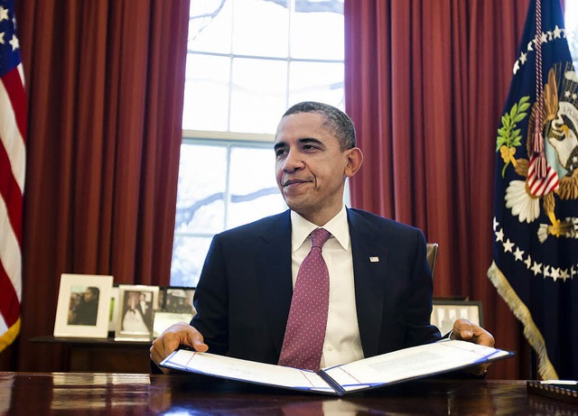 Barack Obama im Oval Office, dem Bro des Prsidenten im Weien Haus   | Foto: dpa