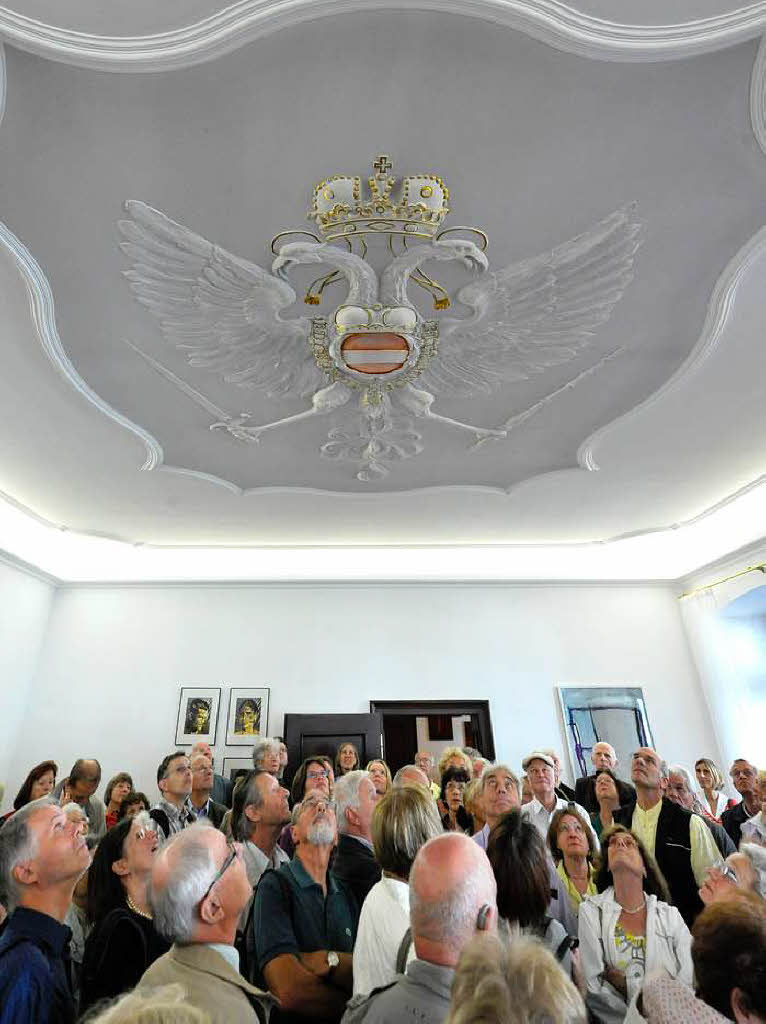 Der Basler Hof – Ort einer wechselvollren Geschichte. Der Basler Hof – Ort einer wechselvollren Geschichte.