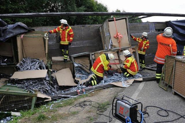 Stundenlage Staus nach Havarie auf der B 31