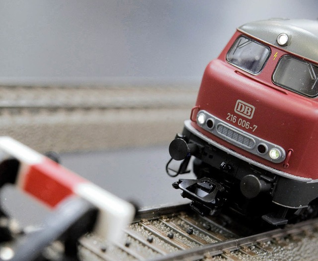 Nur bei der  Modelleisenbahn  und am Hochrhein sind noch Dieselloks im Einsatz.   | Foto: DAPD