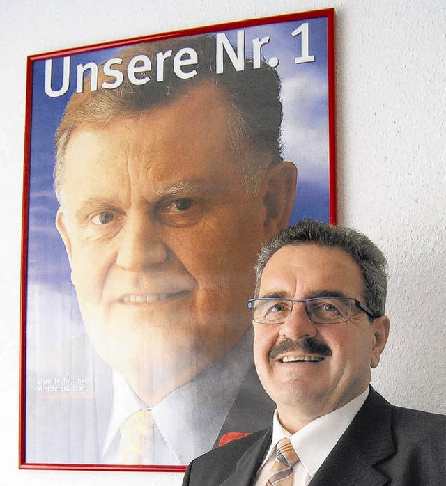 Der CDU-Landtagsabgeordnete Karl Romba...frheren Ministerprsidenten im Land.   | Foto: Dreher