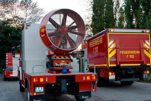 Brand bei Recyclingfirma Alunova – Feuerwehr im Großeinsatz