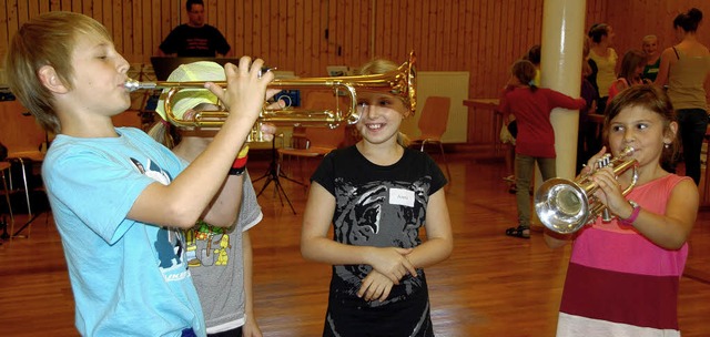 Da braucht man Puste: Trompete   war b...elen Kindern ein gefragtes Instrument.  | Foto: Roland Vitt