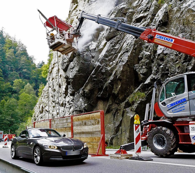 Imposant: Derzeit wird an den Felsen i...itet. Das fhrt zu langen Wartezeiten.  | Foto: Dominic Rock