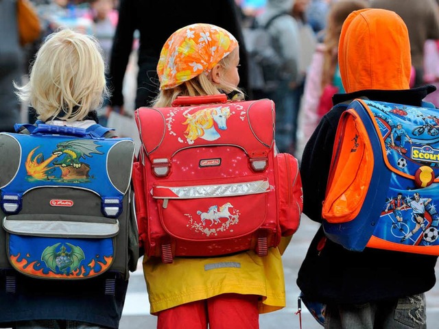 Rund 1,2 Millionen Schüler in Baden-Wü...en von Montag an wieder die Schulbank. | Foto: dpa Rund 1,2 Millionen Schüler in Baden-Wü...en von Montag an wieder die Schulbank. | Foto: dpa