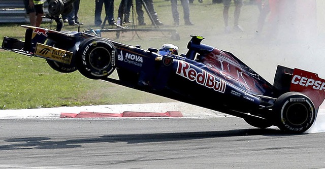 Abgehoben: Trotz dieser spektakulren ...m Toro Rosso in Monza keine Chance.     | Foto: dapd
