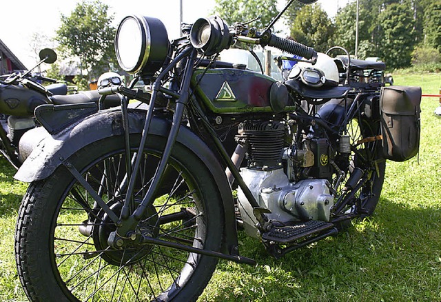 ltestes Motorrad: D-Rad von 1929, 500 Kubikzentimeter und gesunde 10 PS.  | Foto: Hans-Jochen Kpper