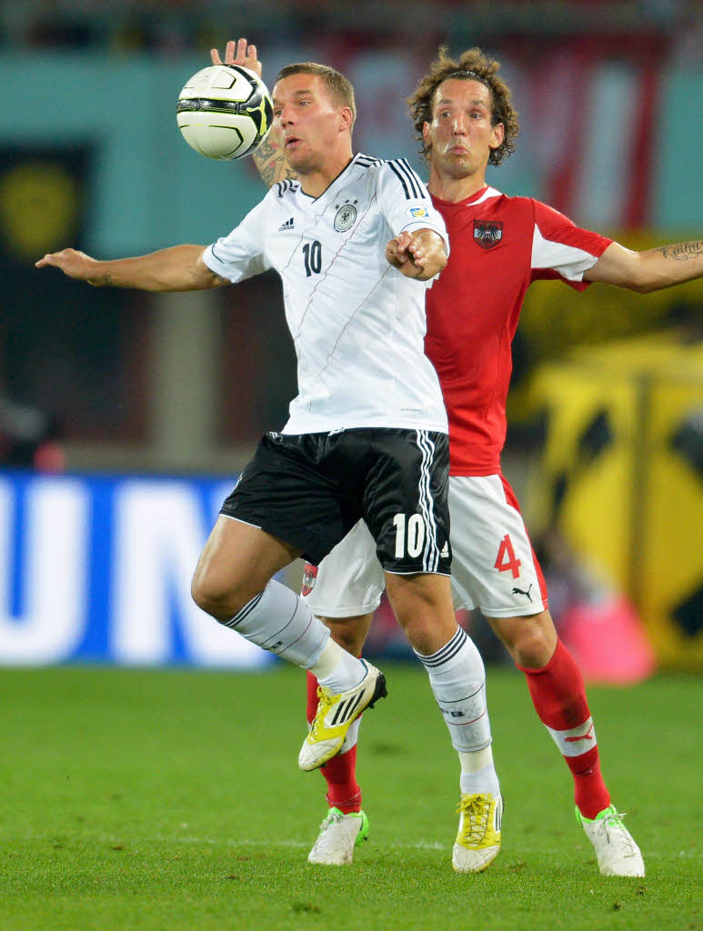 Reus kurz vor der Pause, zil mit einem Foulelfmeter: Deutschland gewinnt in sterreich mit 2:1. Die schnsten Fotos der Partie.