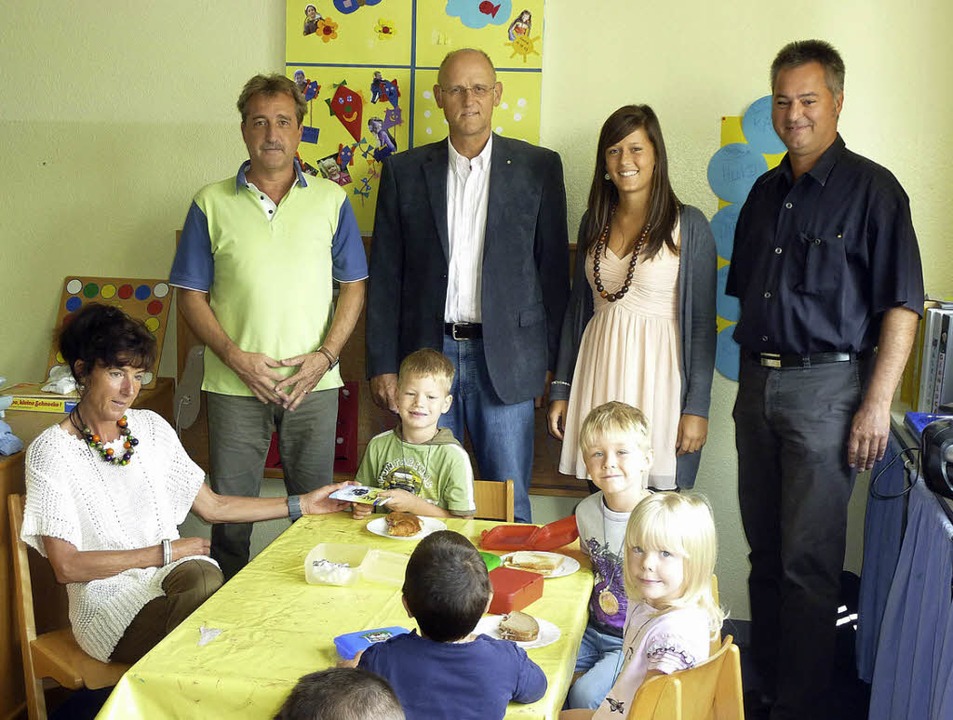Der Kiwanis-Club Wiesental finanziert ...niela Wolf und Ingo Herzog (Kiwanis).   | Foto: Privat