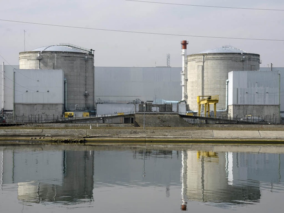 Das Ende steht: Das Atomkraftwerk in Fessenheim geht 2016 vom Netz.  | Foto: dpa