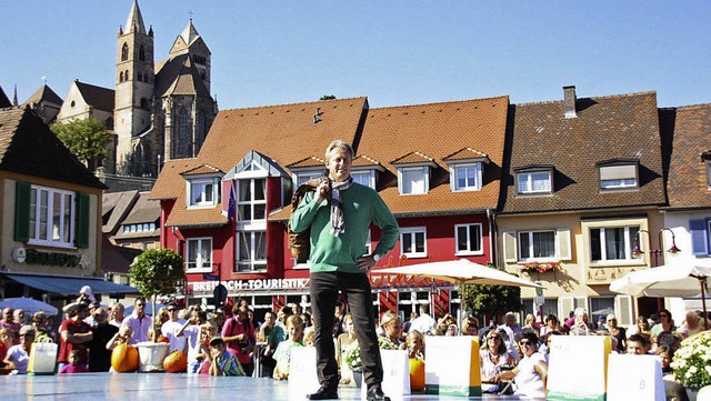 Was im Herbst angesagt ist, zeigten di... Modenschau dem Breisacher Marktplatz.  | Foto: Christine Aniol