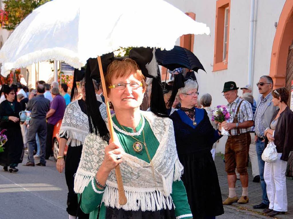 Weinprobe, Schf-Party und Festumzug – berall steppte der Br. <?ZP?>
